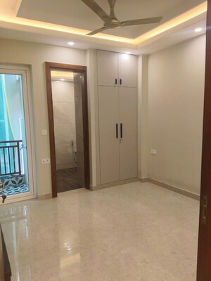 Room in 2 BHK Builder Floor at BPTP District, Sector 81 – for Sale