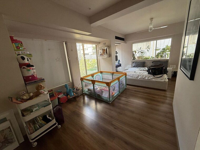 Master Bedroom, khar west 3 Bedroom 1100 Sq.Ft. Apartment In Khar West Mumbai 9798841