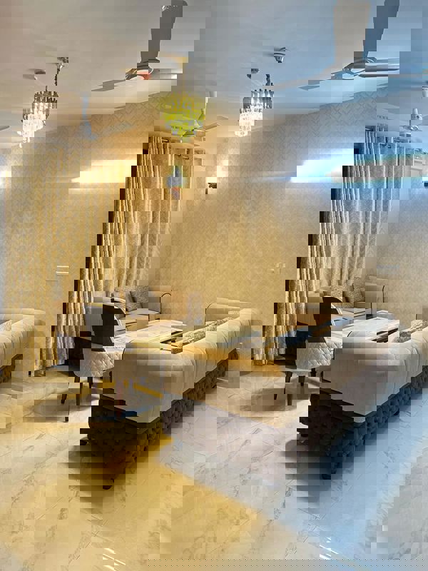 3.5 BHK + Pooja Room,Servant Room Apartment For Rent in Tata La Vida