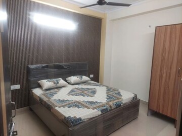Bedroom in 2 BHK Apartment at Dwarka Mor – for Rent