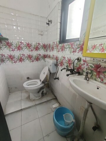 Bathroom in 2 BHK Builder Floor at Jai Apartments Vaishali, Vaishali Sector 3 – for Rent