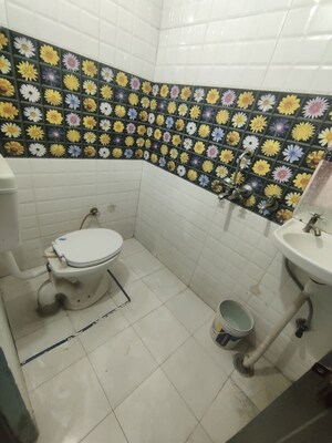 Bathroom in 2 BHK Builder Floor at Jai Apartments Vaishali, Vaishali Sector 3 – for Rent