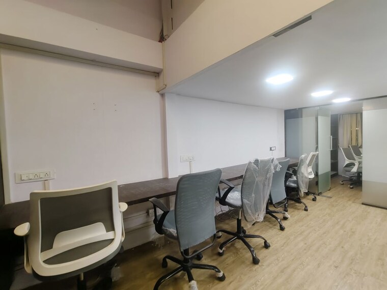 Team Area, ijmima-complex Commercial Office Space 400 Sq.Ft. In Malad West Mumbai 9799155