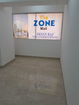 Room in  Office Space in IT/SEZ at The Zone, Borivali West – for Sale
