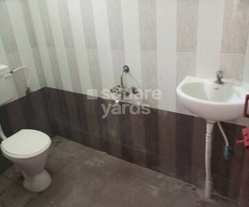 Bathroom in 2 BHK Apartment at Salt Lake Sector V – for Rent