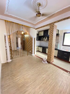 Living Room in 3 BHK Apartment at Sector 7 Dwarka – for Rent