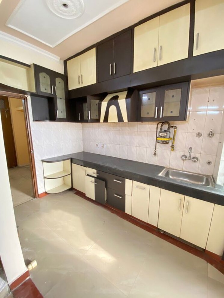 Kitchen, sector 7 dwarka 3 Bedroom 1500 Sq.Ft. Apartment In Sector 7 Dwarka Delhi 9799208