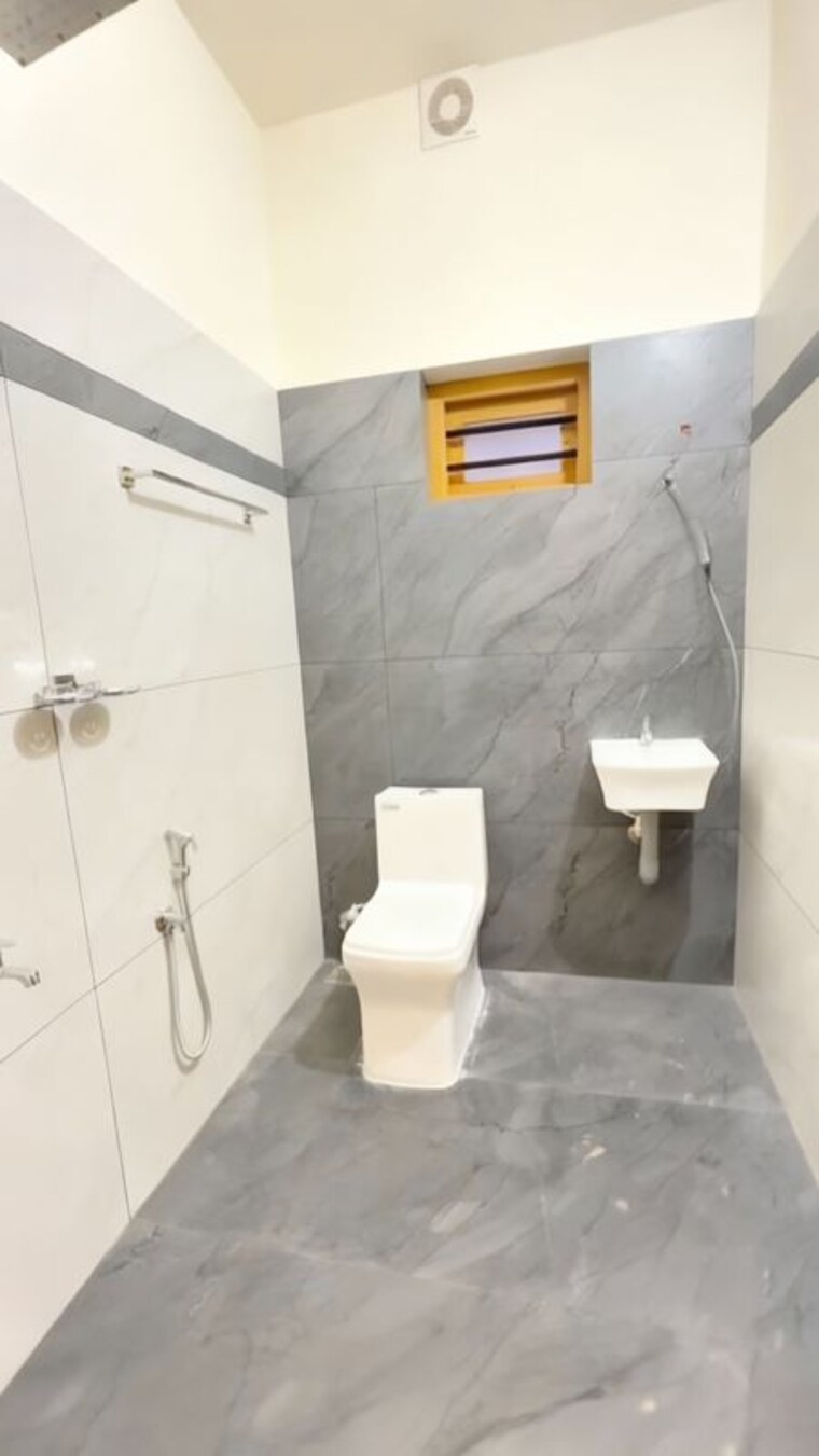 Bathroom, kolazhy 4 Bedroom 2101 Sq.Ft. Independent House In Kolazhy Thrissur 9799268