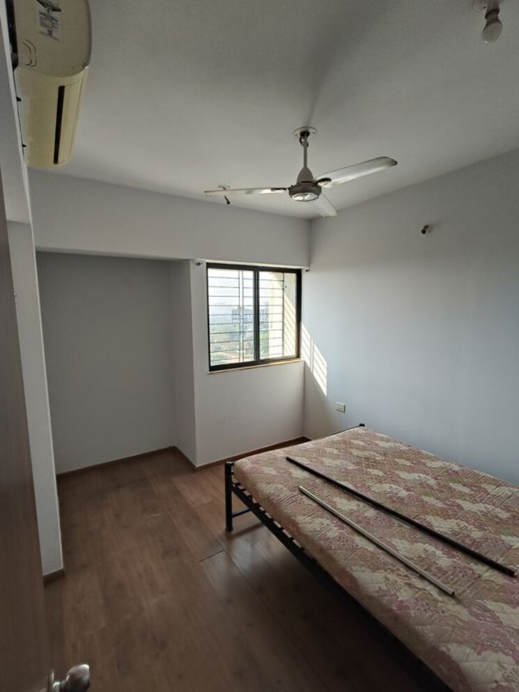 Room, lodha-lakeshore-greens 2.5 Bedroom 830 Sq.Ft. Apartment In Dombivli East Thane 9799322