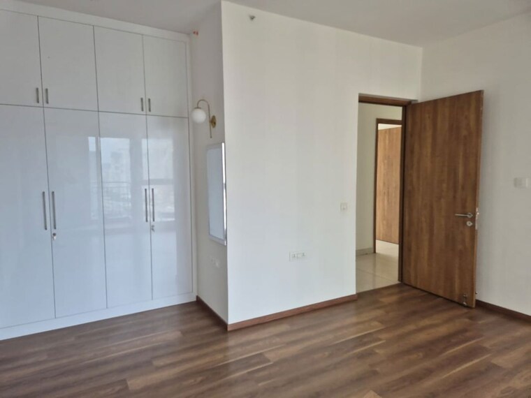 Room, snn-clermont 3 Bedroom 2635 Sq.Ft. Apartment In Hebbal Bangalore 9799359