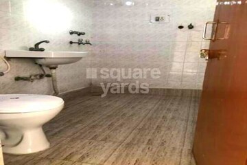 Bathroom in 2 BHK Apartment at Beliaghata – for Rent