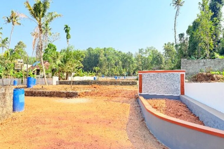 undefined, chanda nagar  356 Sq.Yd. Plot In Chanda Nagar Hyderabad 9799400