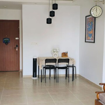 Room in 2 BHK Apartment at Bhartiya Nikoo Homes Phase 2, Kannur – for Rent