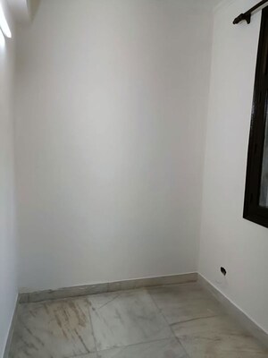 Room in 3 BHK Apartment at Sector 11 Dwarka – for Rent