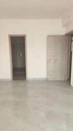 3 BHK 1941 Sq.Ft. Apartment in DLF Express Greens