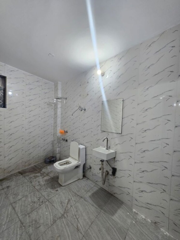 Bathroom, saket 2 Bedroom 750 Sq.Ft. Builder Floor In Saket Delhi 9799632