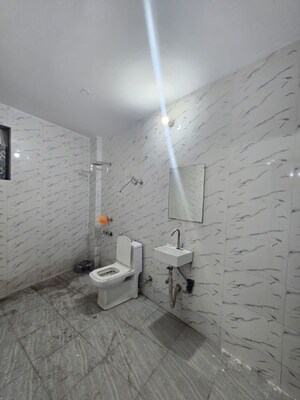 Bathroom in 1 BHK Builder Floor at Saket – for Rent