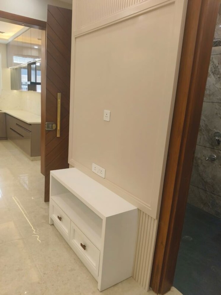 Bathroom, puri-kohinoor 2 Bedroom 120 Sq.Yd. Builder Floor In Sector 89 Faridabad 9799642