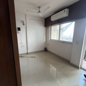 Room in 1 BHK Apartment at Eldeco Aamantran, Sector 119 – for Rent