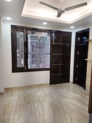 Room in 3 BHK Builder Floor at East Of Kailash – for Rent