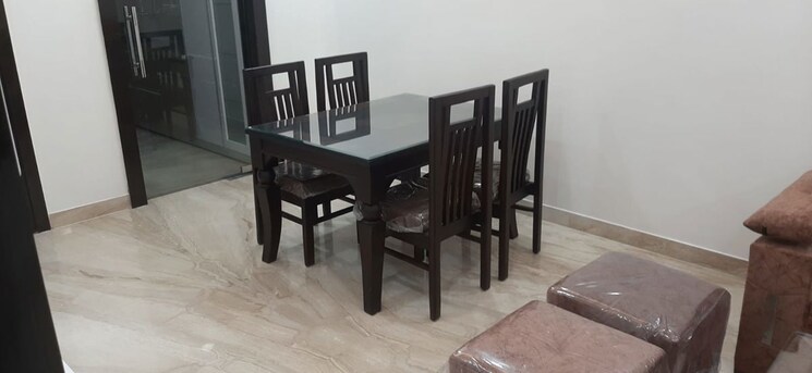 Gym, east of kailash 3 Bedroom 1125 Sq.Ft. Builder Floor In East Of Kailash Delhi 9799685