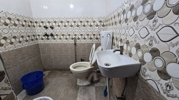 Master Bedroom in 1 RK Independent House at RWA Apartments Sector 19, Sector 19 – for Rent