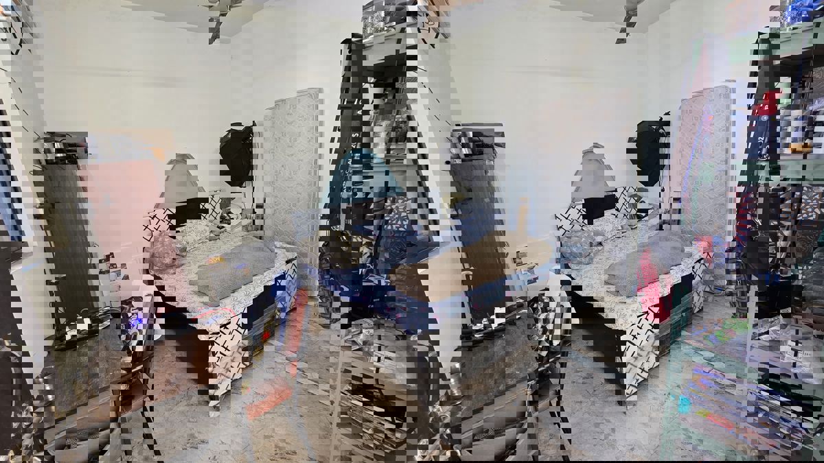 1 Rk+ Extra Room Independent House For Rent in RWA Apartments Sector 19