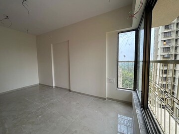 Room in 1 BHK Apartment at Abrol Residency, Malad West – for Sale