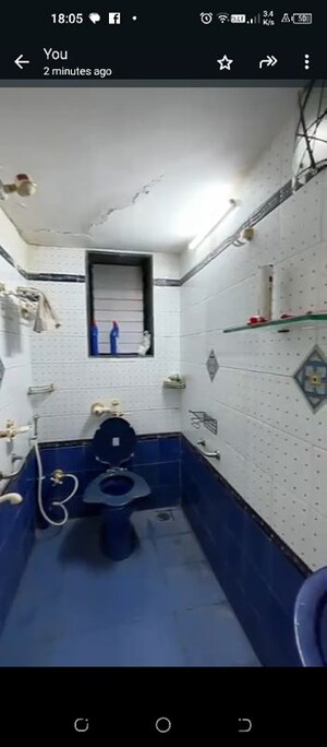 Master Bedroom in 2 BHK Apartment at Dadar West – for Rent