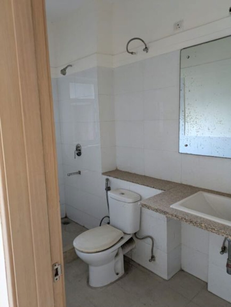 Bathroom, dlf-new-town-heights-i 3.5 Bedroom 1930 Sq.Ft. Apartment In Sector 90 Gurgaon 9799737