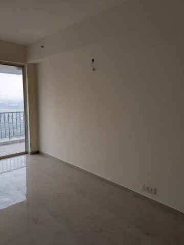 Room in 3.5 BHK Apartment at DLF New Town Heights I, Sector 90 – for Rent