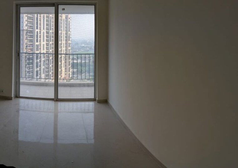 Room, dlf-new-town-heights-i 3.5 Bedroom 1930 Sq.Ft. Apartment In Sector 90 Gurgaon 9799737