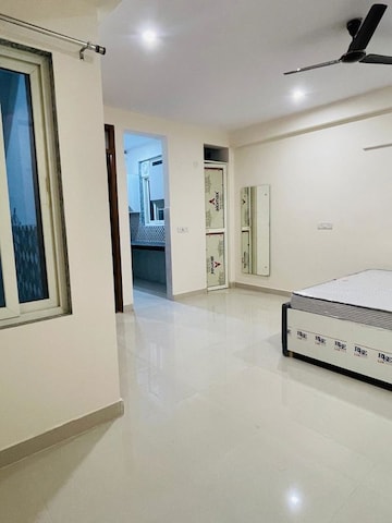 Building Lobby in 1.5 BHK Independent House at RWA Apartments Sector 26, Sector 26 – for Rent