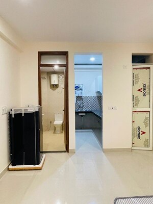 Furnished Amenities in 1.5 BHK Independent House at RWA Apartments Sector 26, Sector 26 – for Rent