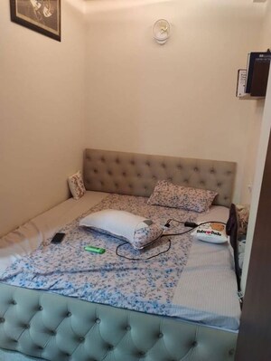 Bedroom in 2 BHK Apartment at Omaxe Heights II, Gomti Nagar – for Rent