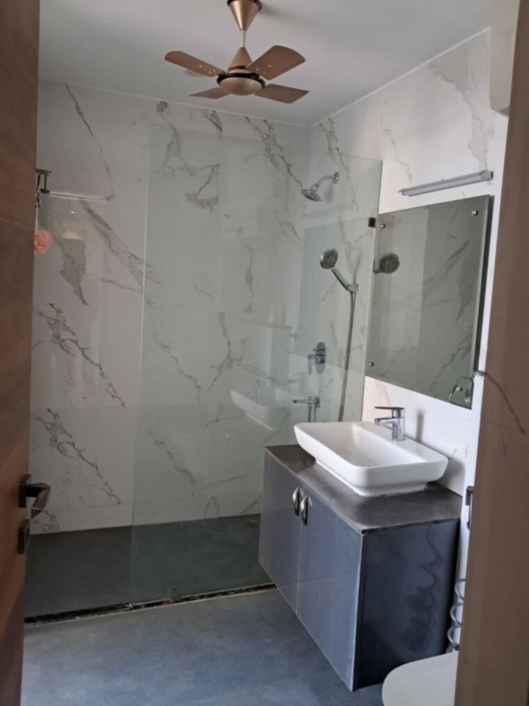 Bathroom, rwa-apartments-sector-15 1.5 Bedroom 750 Sq.Ft. Independent House In Sector 15 Noida 9799778