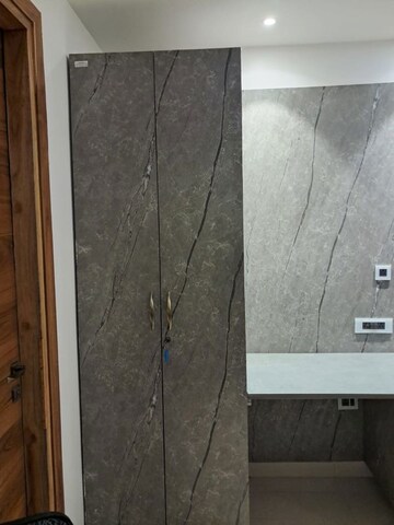 Furnished Amenities in 1.5 BHK Independent House at RWA Apartments Sector 15, Sector 15 – for Rent