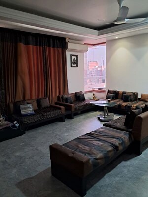 Living Room in 1.5 BHK Independent House at RWA Apartments Sector 15, Sector 15 – for Rent
