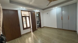 Room in 3 BHK Builder Floor at Chattarpur – for Rent