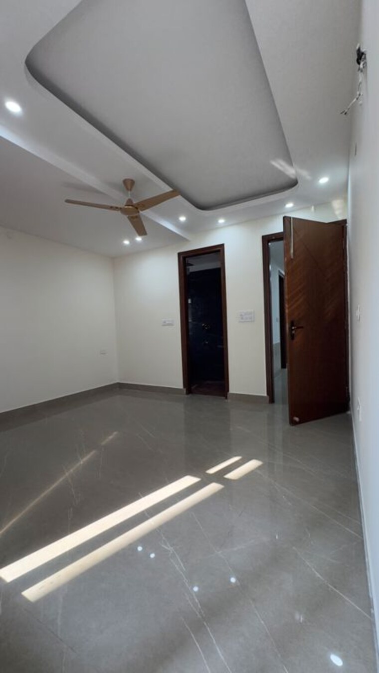 undefined, chattarpur 3 Bedroom 1500 Sq.Ft. Builder Floor In Chattarpur Delhi 9799947