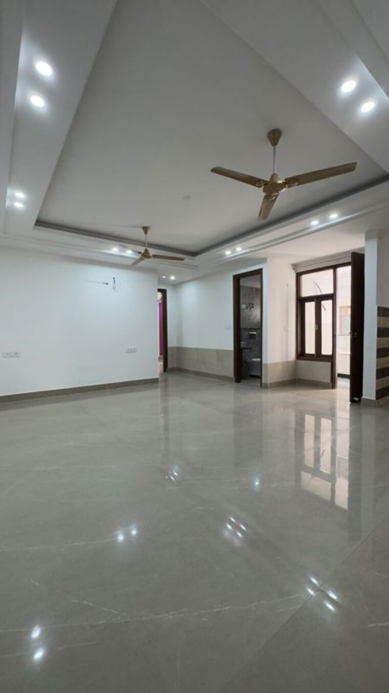 Room, chattarpur 3 Bedroom 1500 Sq.Ft. Builder Floor In Chattarpur Delhi 9799947