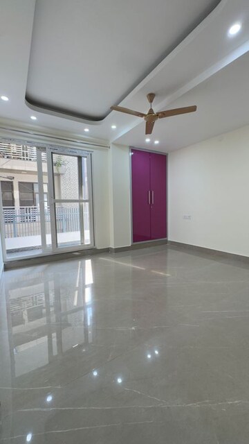 Room in 3 BHK Builder Floor at Chattarpur – for Rent