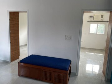 Furnished Amenities in 2 BHK Builder Floor at Greater Kailash – for Rent