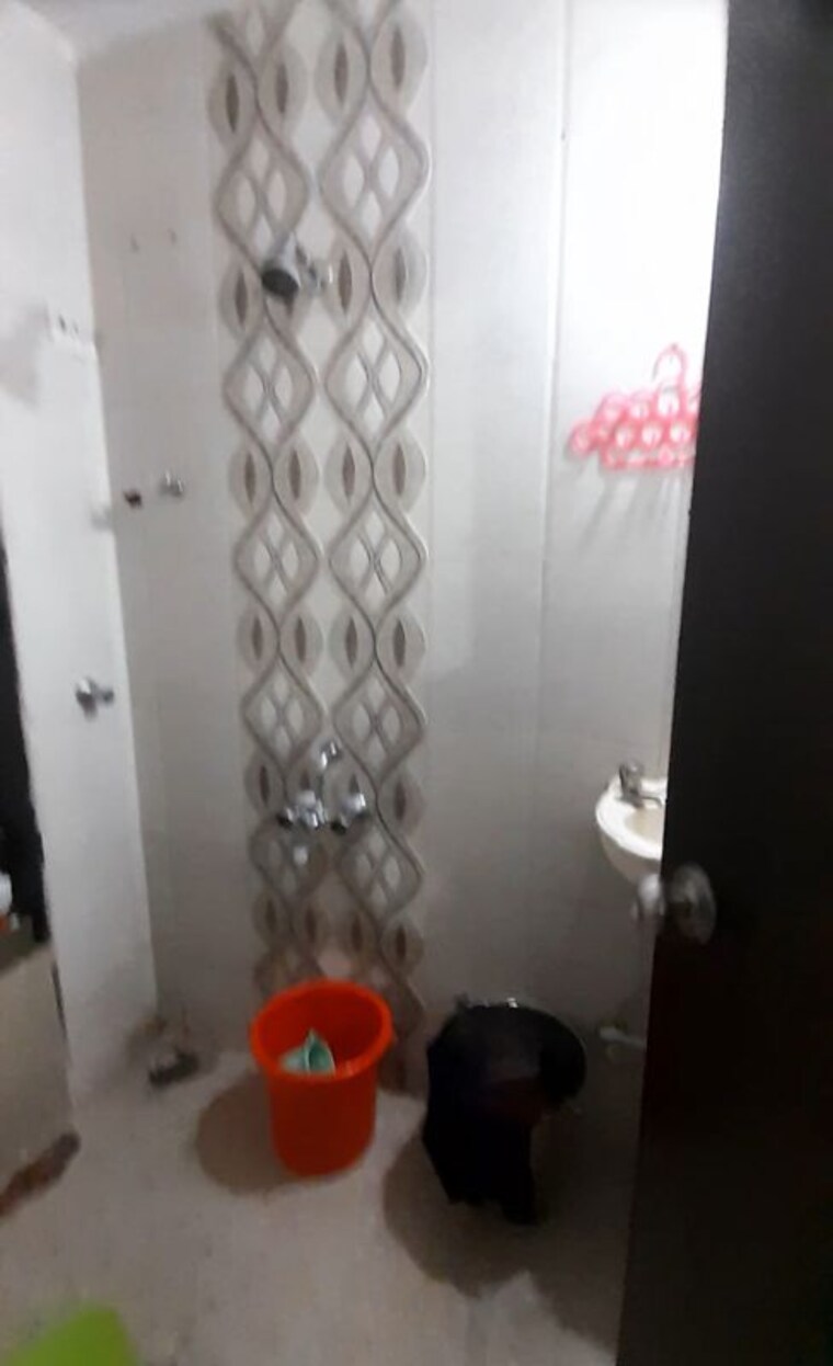 Bathroom, ulwe sector 9 1 Bedroom 600 Sq.Ft. Apartment In Ulwe Sector 9 Navi Mumbai 9800039