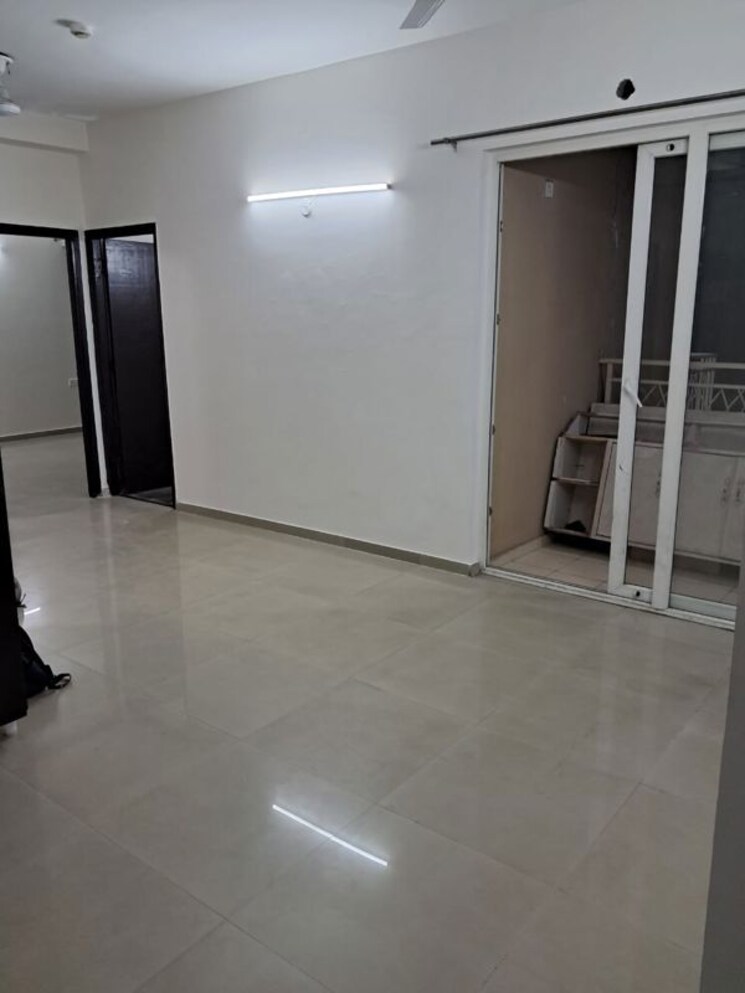 Room, mahagun-mywoods 2.5 Bedroom 1190 Sq.Ft. Apartment In Sector 16c Greater Noida Greater Noida 9800079