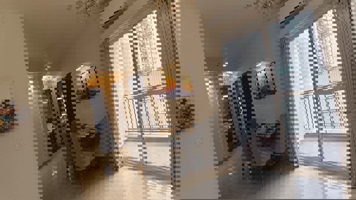 1.5 BHK + Extra Room Independent House For Rent in RWA Apartments Sector 30