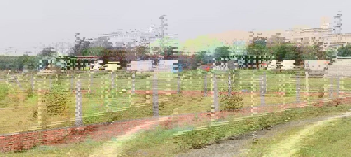 Plot For Sale in New Town