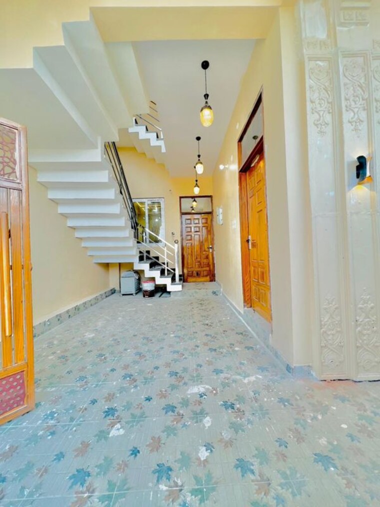  Parking, faizabad road 3 Bedroom 1631 Sq.Ft. Villa In Faizabad Road Lucknow 9800158