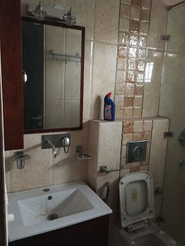 Bathroom in 2.5 BHK Apartment at Mahindra Lifespaces Splendour, Bhandup West – for Rent