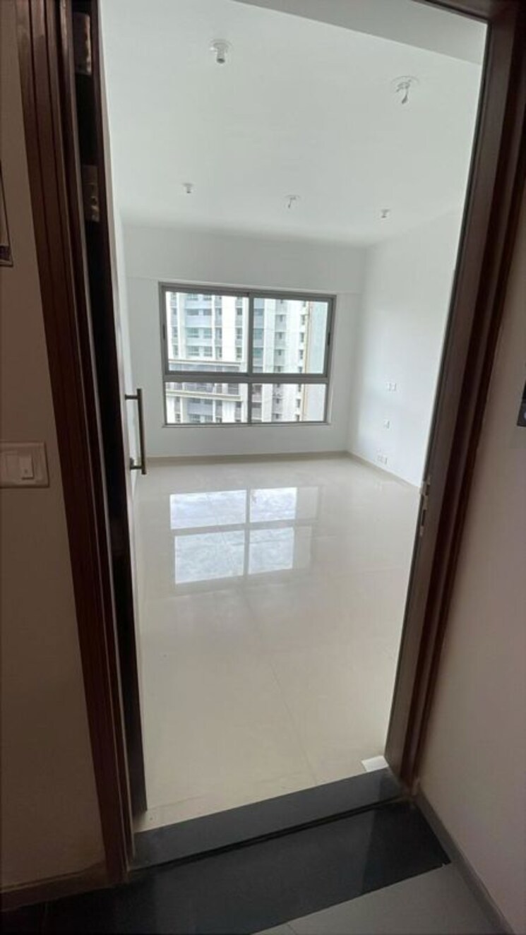 Balcony, kalpataru-immensa-f 2 Bedroom 700 Sq.Ft. Apartment In Kolshet Road Thane 9800185